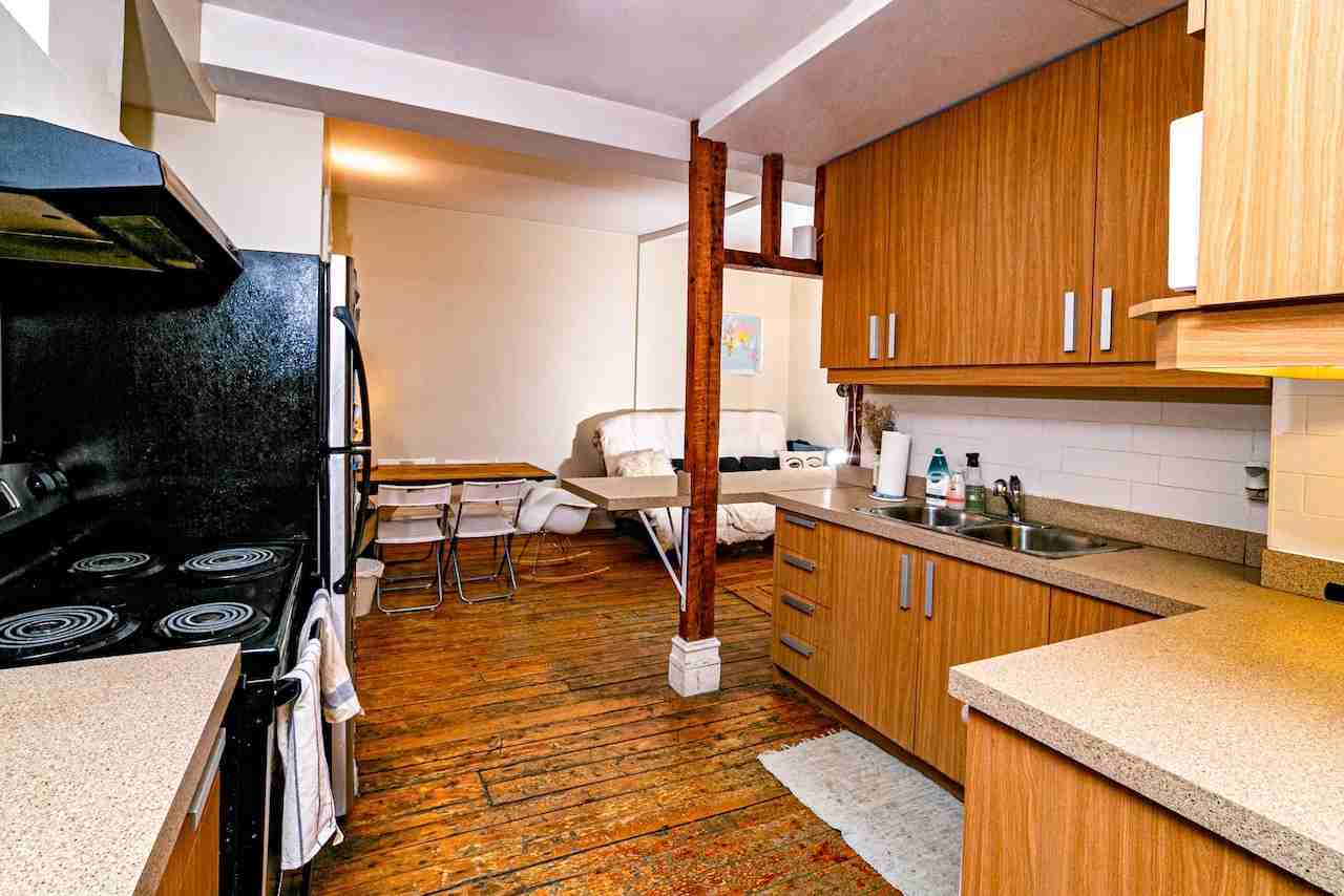 4007 Avenue Coloniale, Montréal, QC H2W 2B9, CA