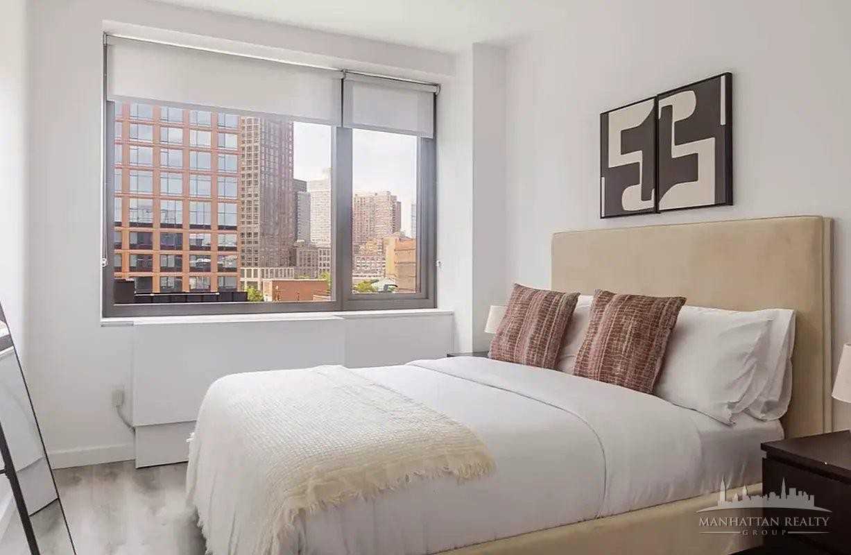 77 Commercial St, Brooklyn, NY 11222, USA
