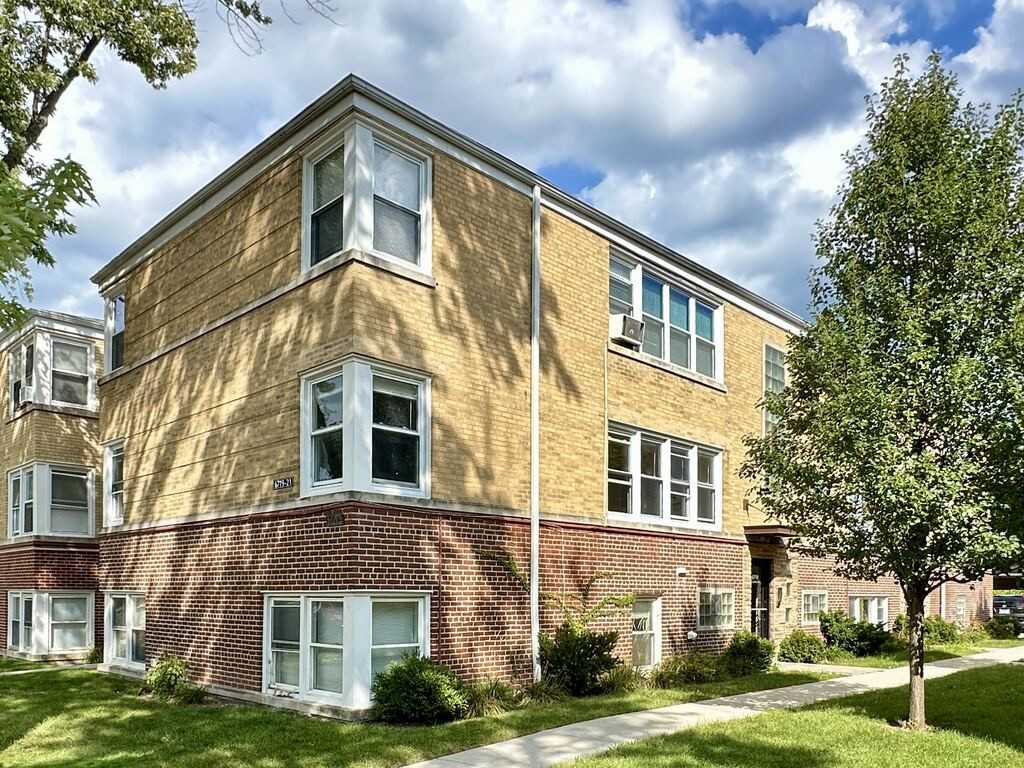 6721 N California Ave, Chicago, IL 60645, USA