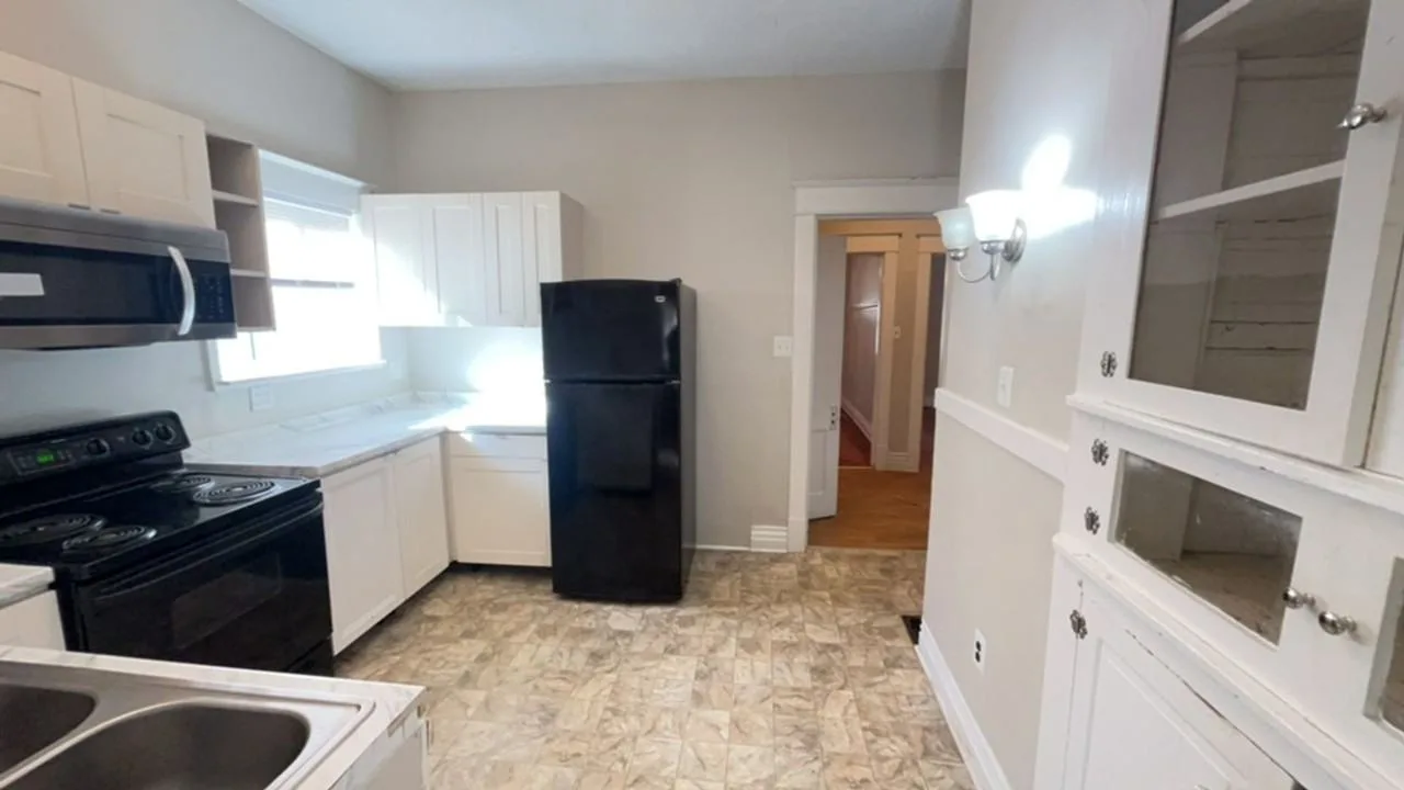 803 S 35th St, Louisville, KY 40211, USA