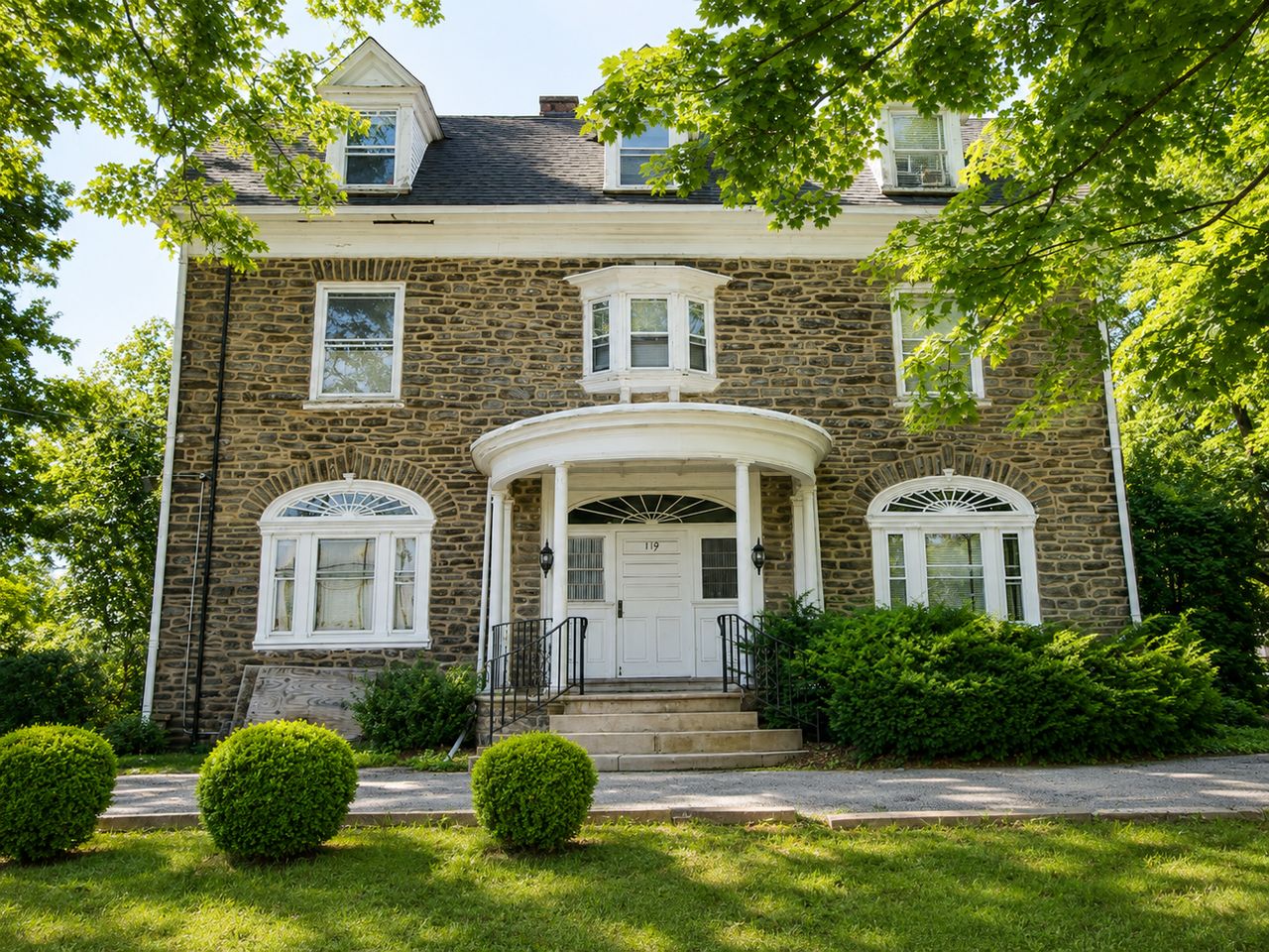 119 East Johnson Street