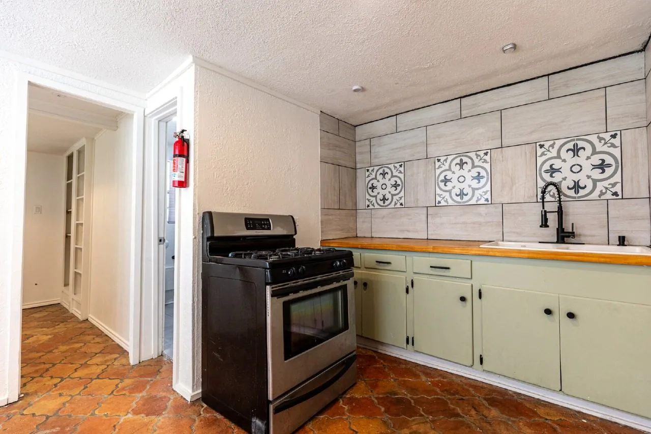 426 W Woodlawn Ave, San Antonio, TX 78212, USA