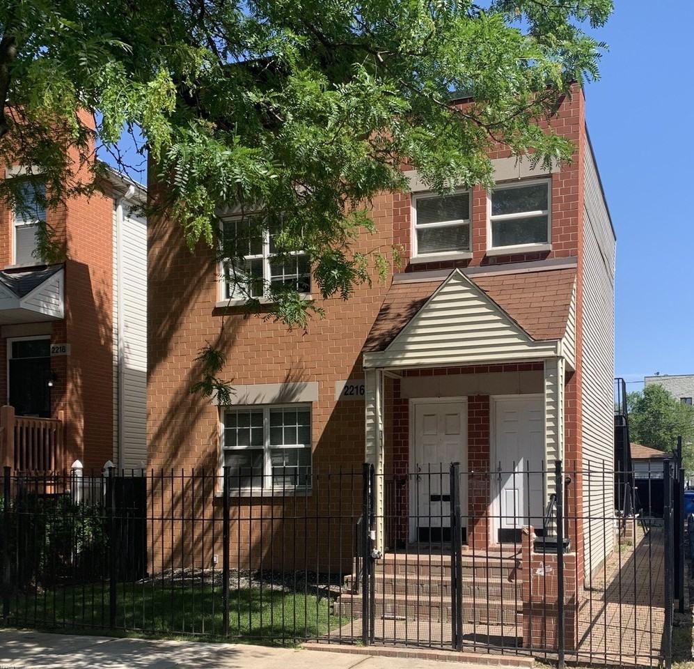 2216 W Adams St, Chicago, IL 60612, USA