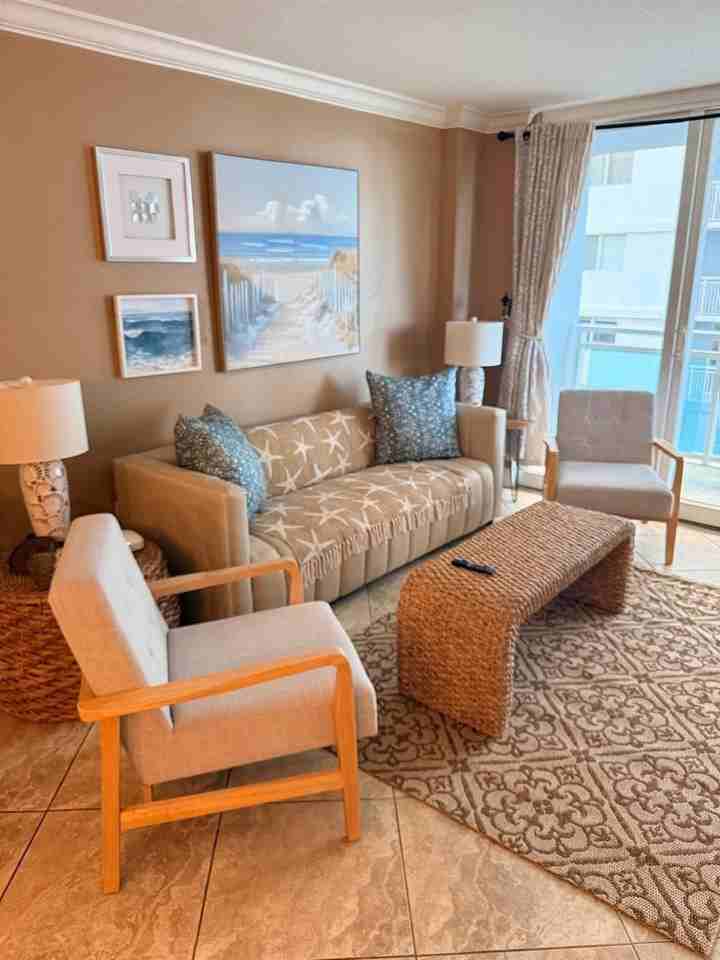 6917 Collins Avenue, Miami, FL 33141, USA