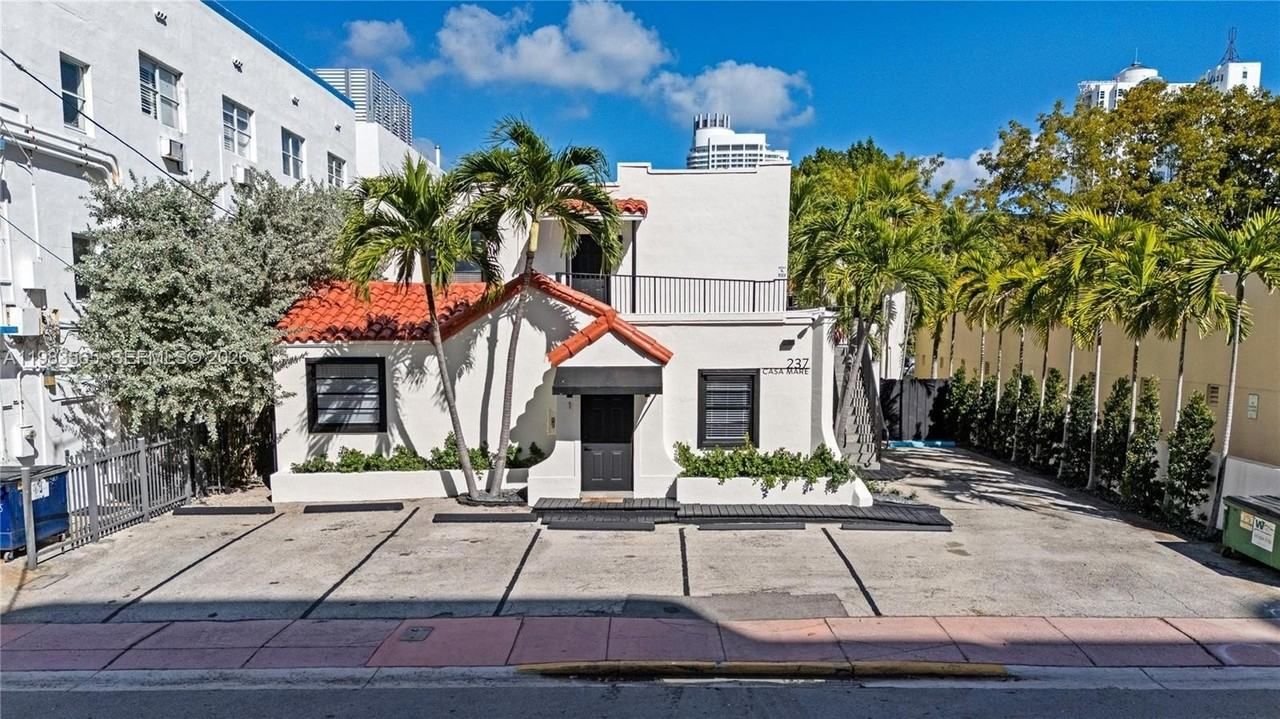 237 38th St, Miami Beach, FL 33140, USA