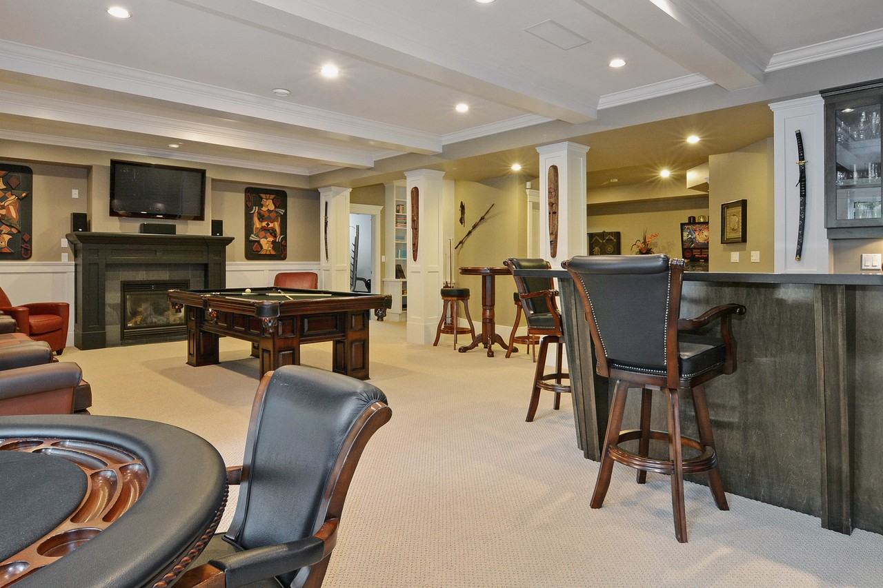 16168 30 Avenue #Suite, Surrey, BC V3Z 0Z8, CA