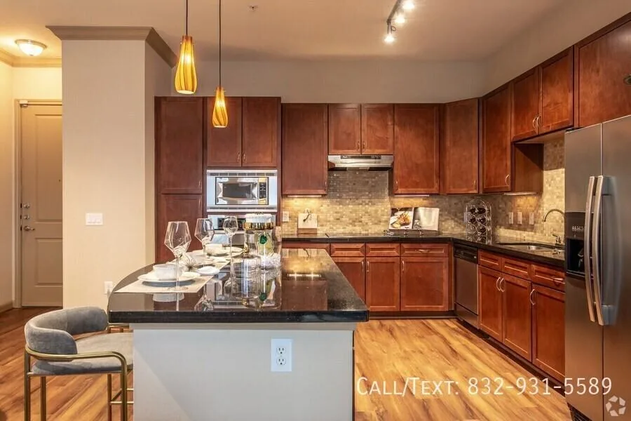 6524 San Felipe St, Houston, TX 77057, USA