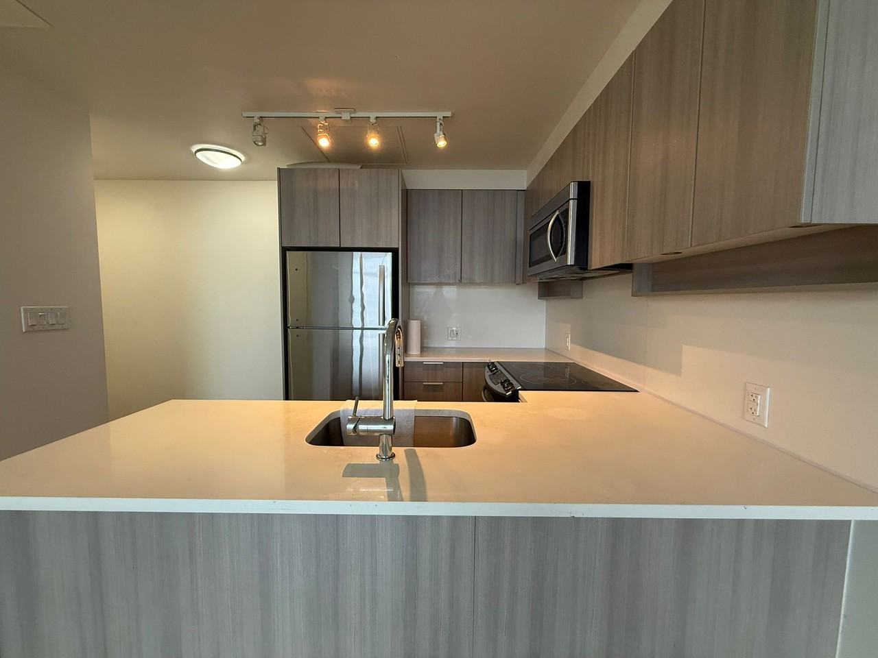 13308 Evolve, Surrey, BC V3T 0M4, CAN