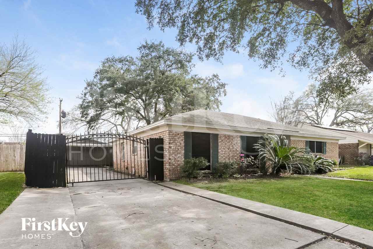 12115 Hillcroft St, Houston, TX 77035, USA