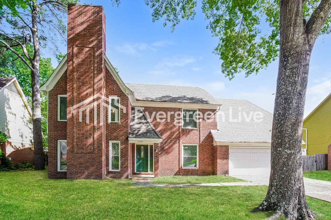 7392 Woodshire Rd, Memphis, TN 38125, USA