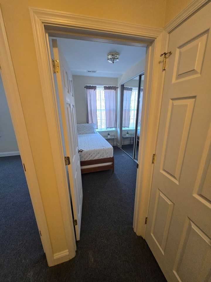 314 Lyndhurst Street Baltimore, MD 21229