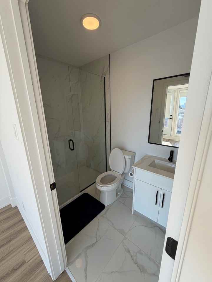 30 | 273 Duncairn Avenue