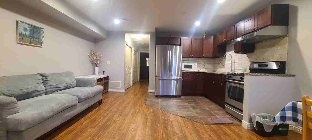 3435 148 Street #Suite, Surrey, BC V4P 1A7, CAN