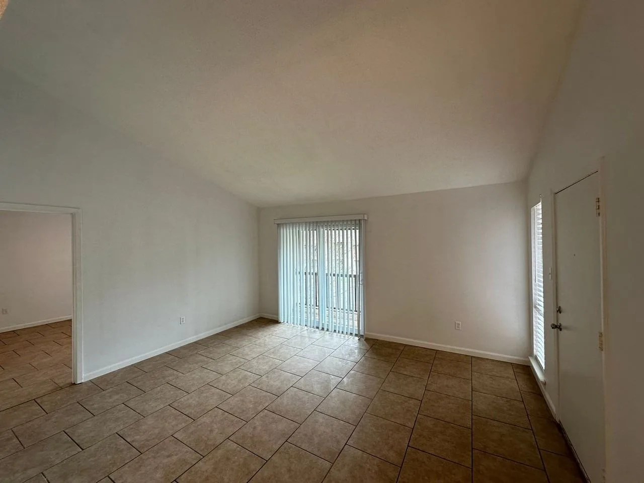635 Patterson St, Memphis, TN 38111, USA