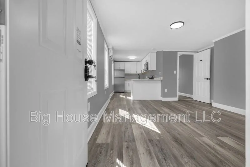 1725 Hollins St, Baltimore, MD 21223, USA