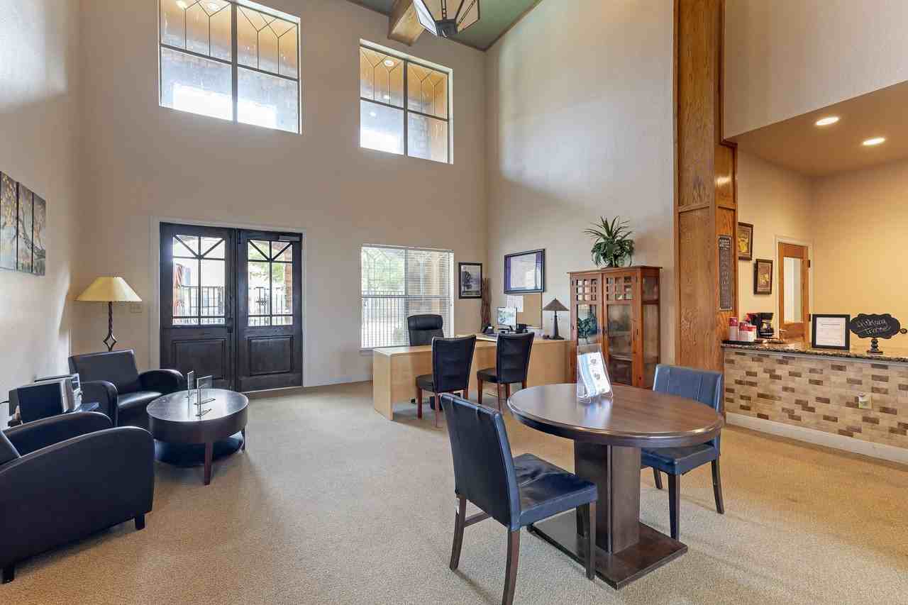Hickory Trace Townhomes