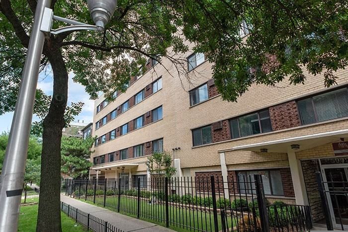 5917 North Kenmore Avenue, Chicago, IL 60660, USA