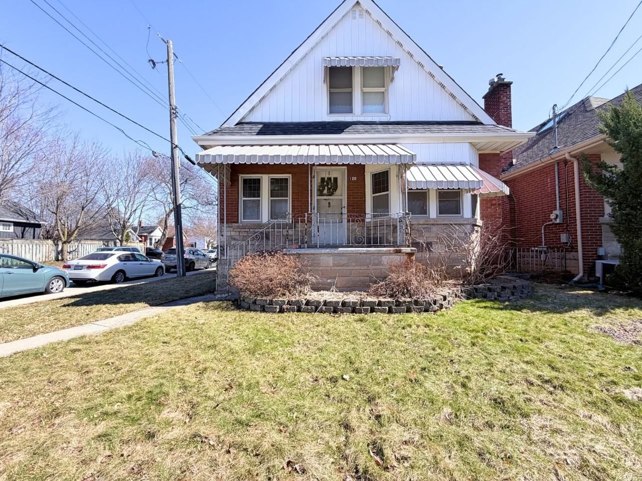 120 Longwood Rd N, Hamilton, ON L8S 3V7, CAN