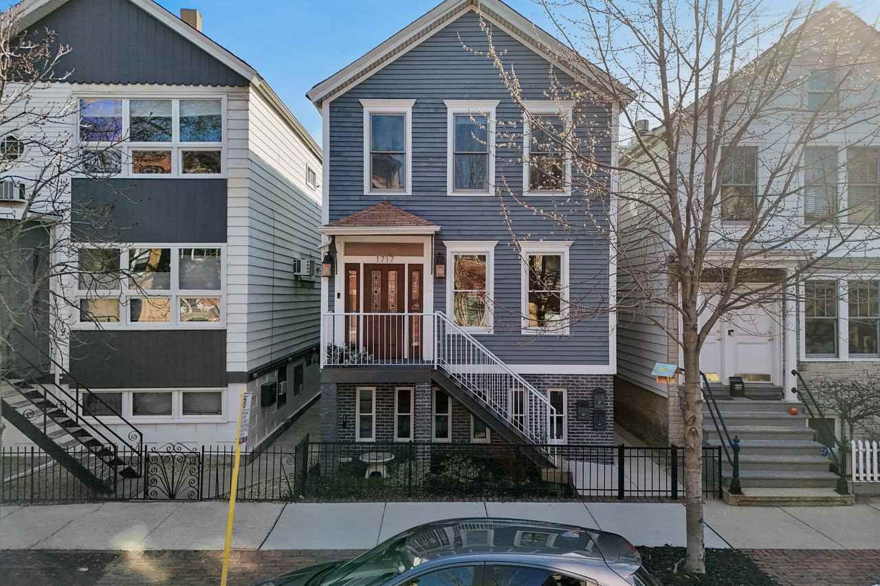 1717 N Hudson Ave, Chicago, IL 60614, USA