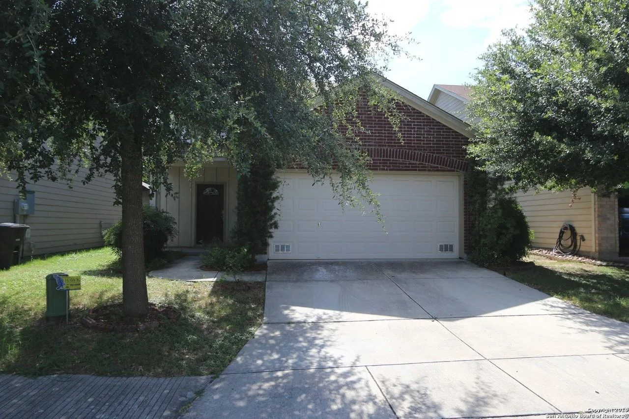 8507 Pecan Cross, San Antonio, TX 78240, USA