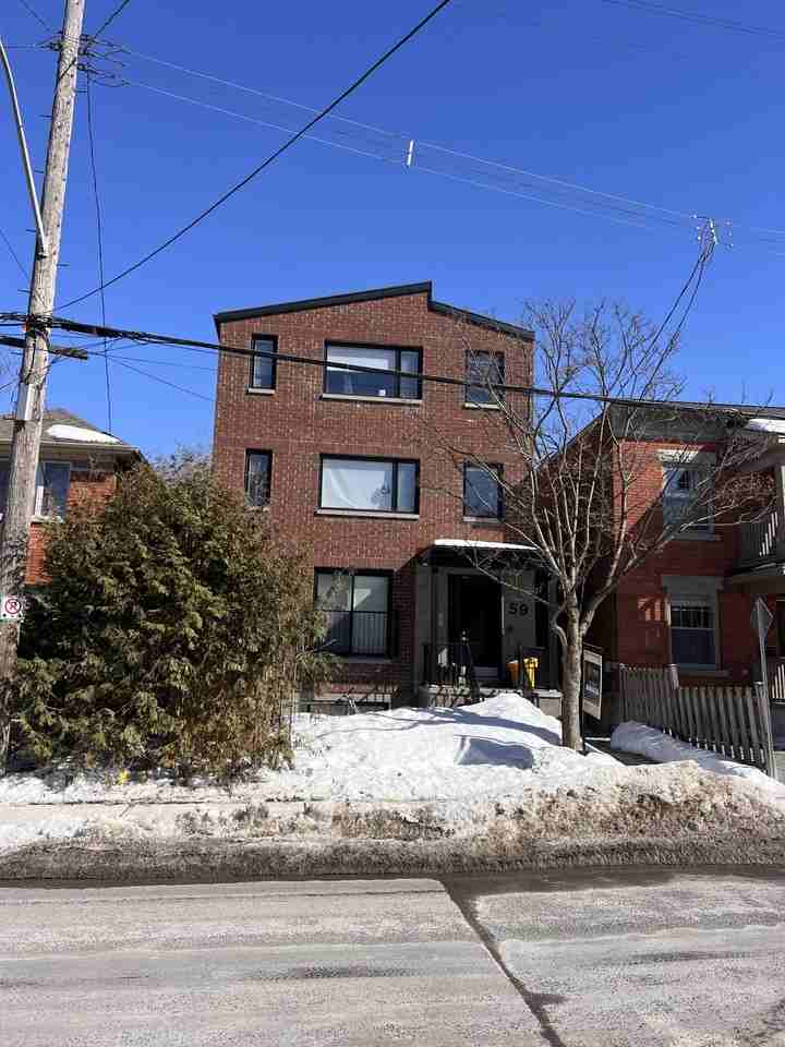 59 Concord St N, Ottawa, ON K1S 0Y5, CAN