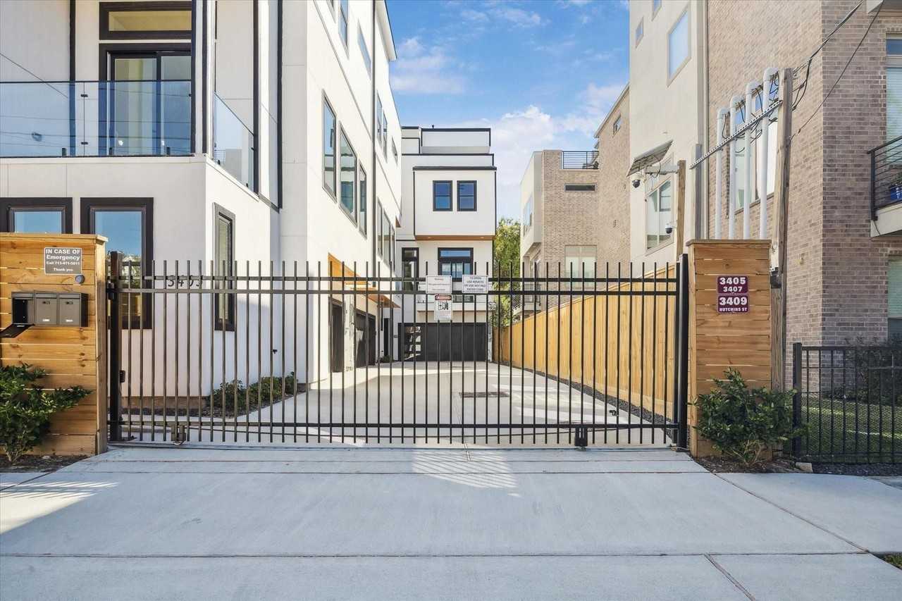 3409 Hutchins St, Houston, TX 77004, USA