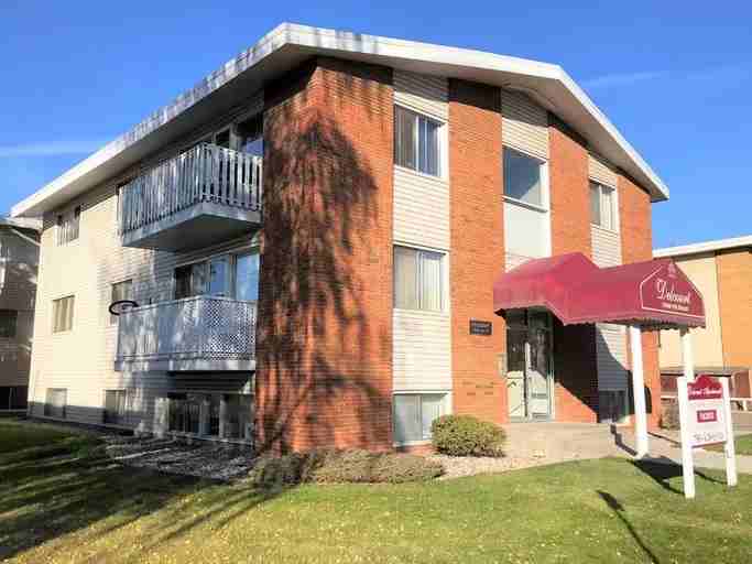 13308 127 St Nw, Edmonton, AB T5L 1B4, CAN