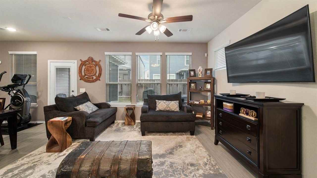 10507 Marston Vineyard Dr, Houston, TX 77025, USA