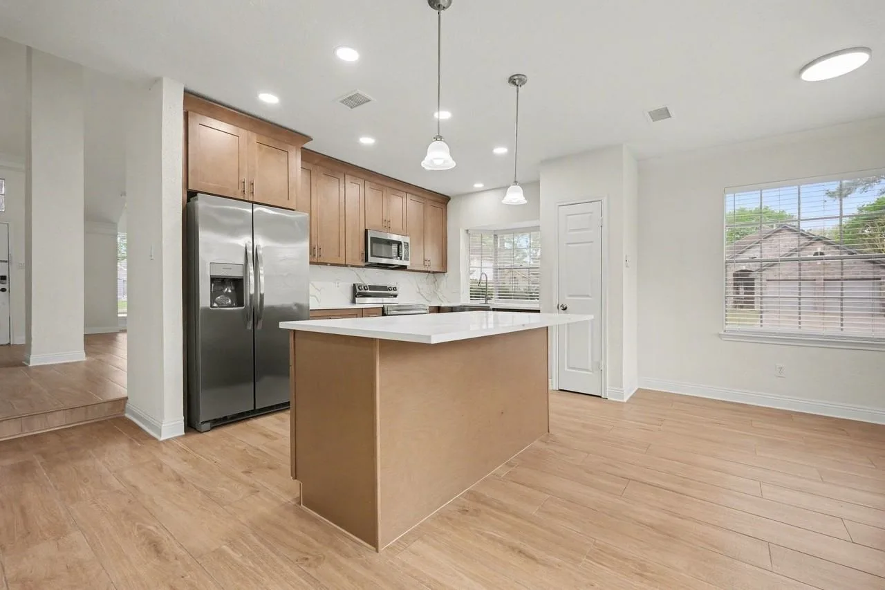 8303 Lake Crystal Dr, Houston, TX 77095, USA