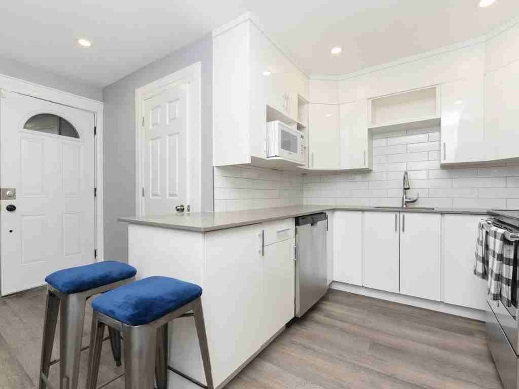 419 Besserer St, Ottawa ON K1N 6B9, CAN