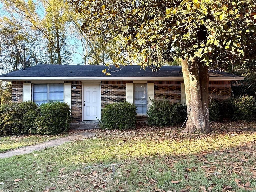 Montgomery #1, AL 36110, USA