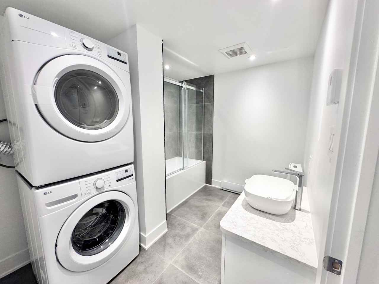 2645 Pie-IX Boulevard, Montréal, QC H1V 2E8, CAN