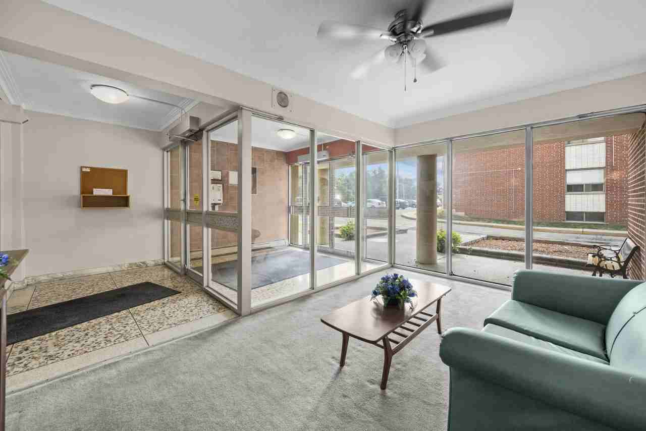 Glendale Manor Apartments