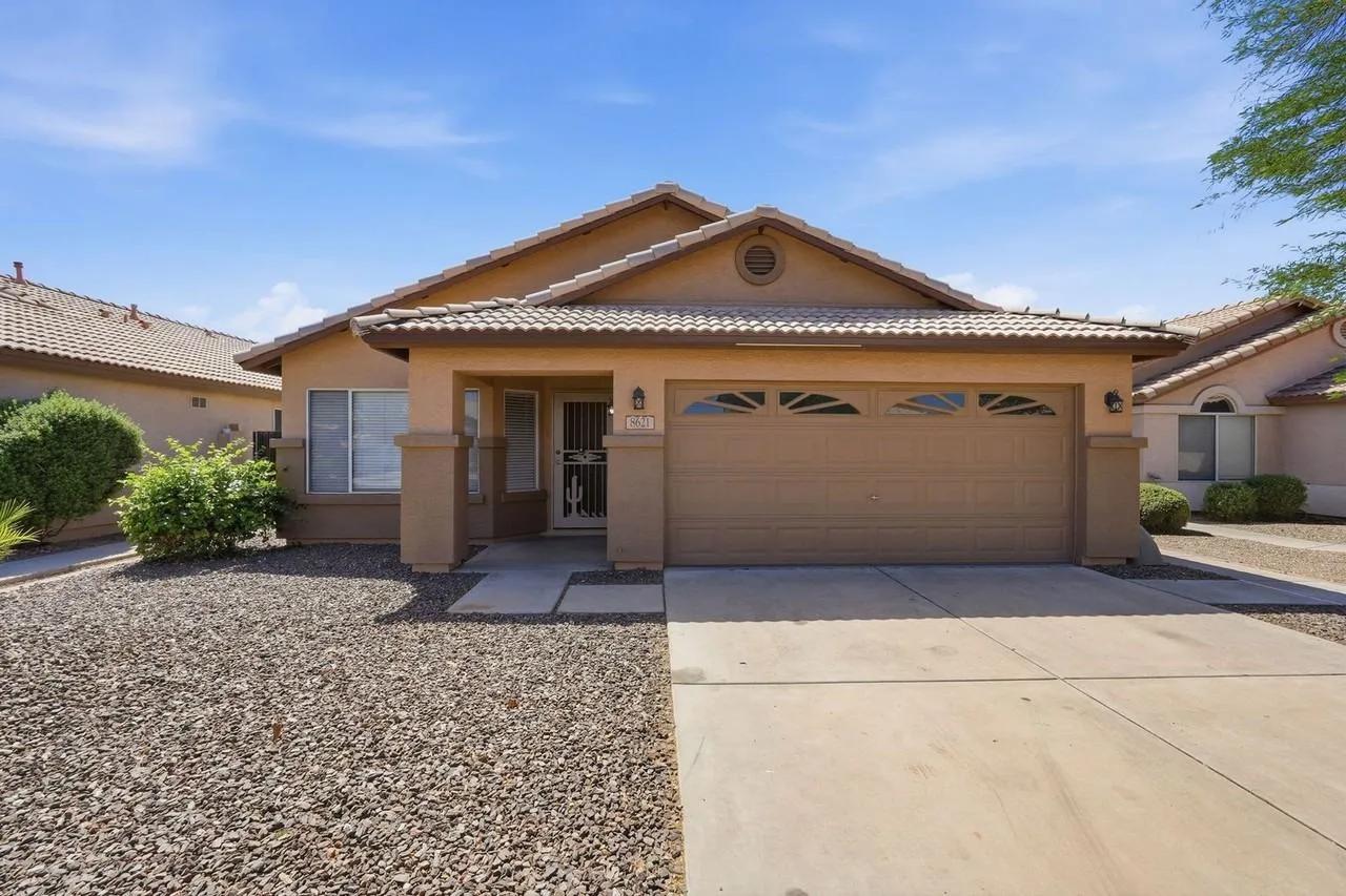 8621 W Shaw Butte Dr, Peoria, AZ 85345, USA