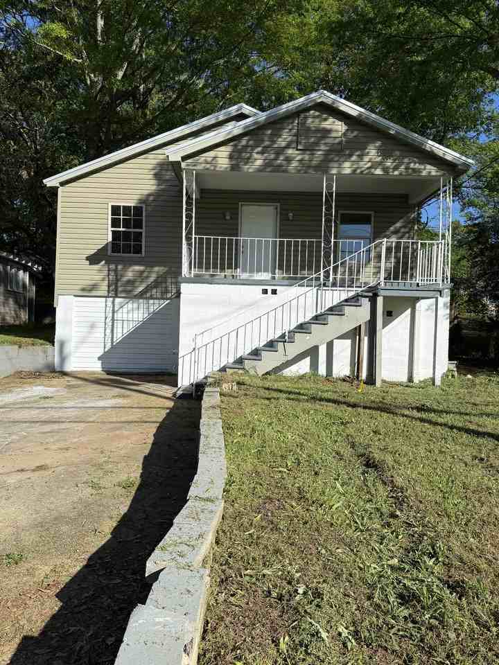 923 Woodward Rd, Birmingham, AL 35228, USA