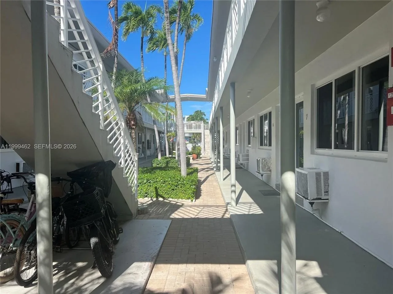 7430 Byron Ave, Miami Beach, FL 33141, USA
