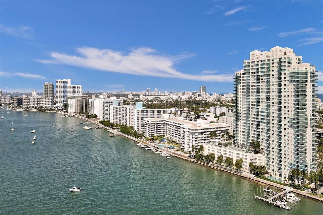 650 Miami Beach, FL 33139, USA