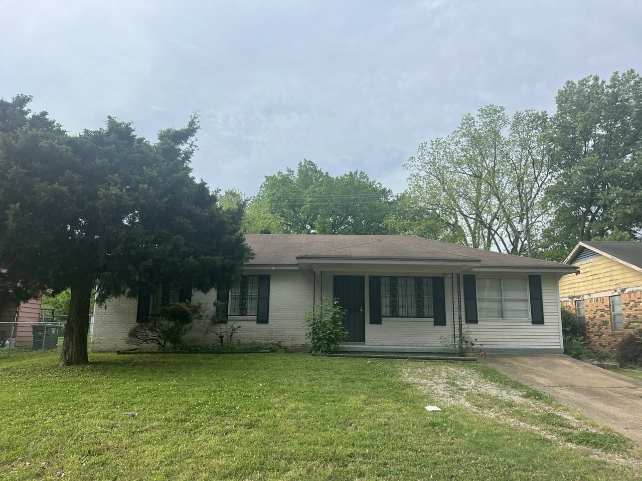 609 Semple Avenue