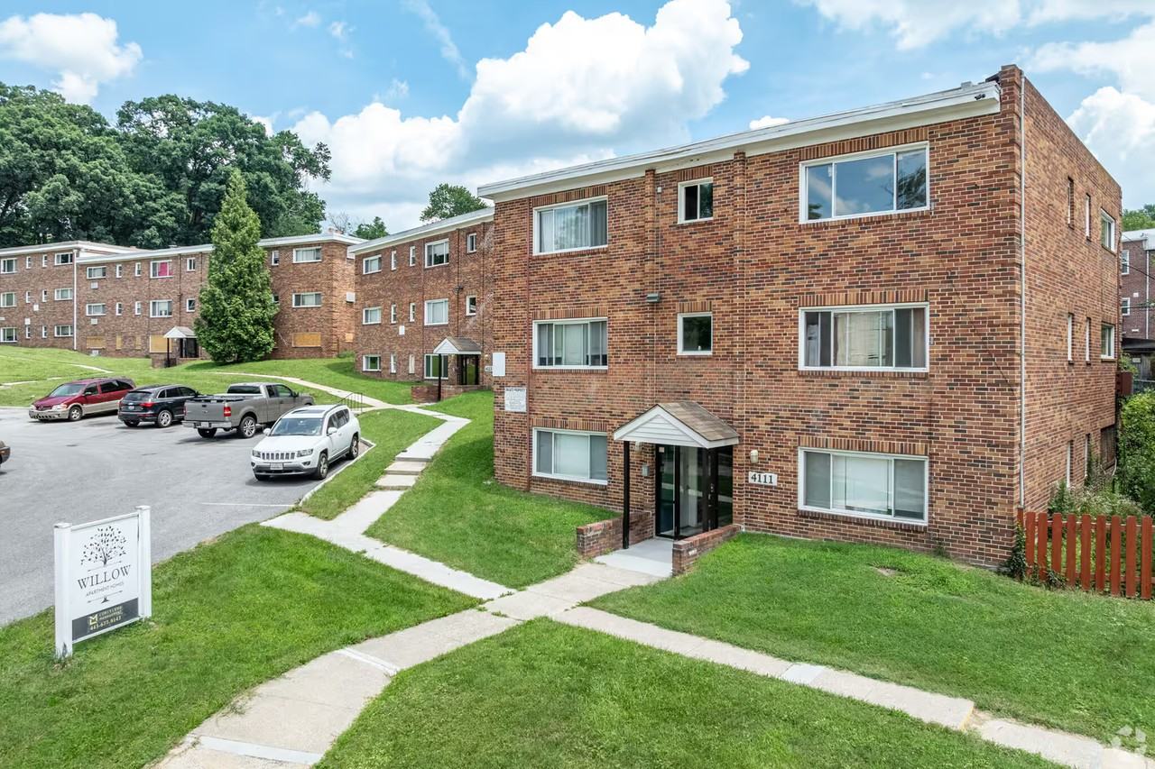 Willow Apartment Homes