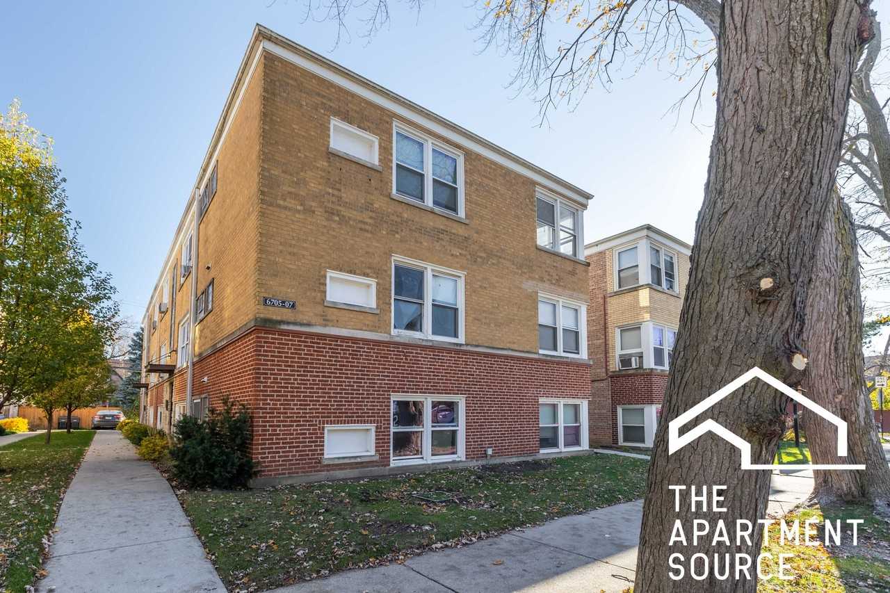 6731 N California Ave, Chicago, IL 60645, USA