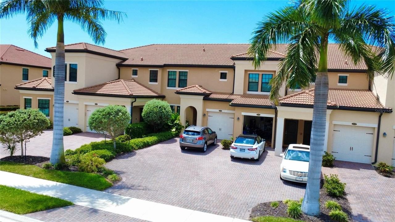 10054 Crooked Creek Dr, Plantation, FL 34293, USA