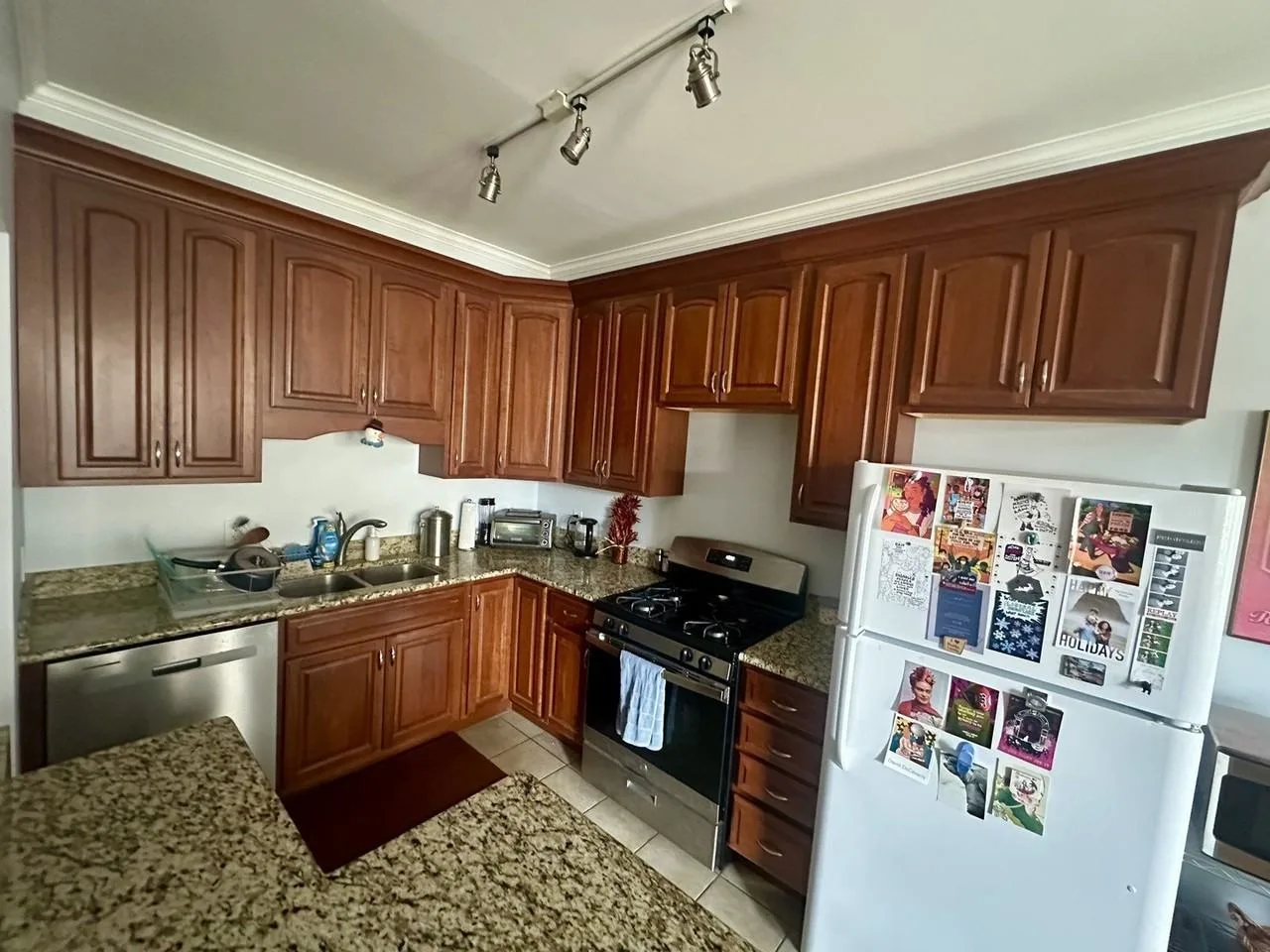 1048 West Bryn Mawr Avenue, Chicago, IL 60660, USA