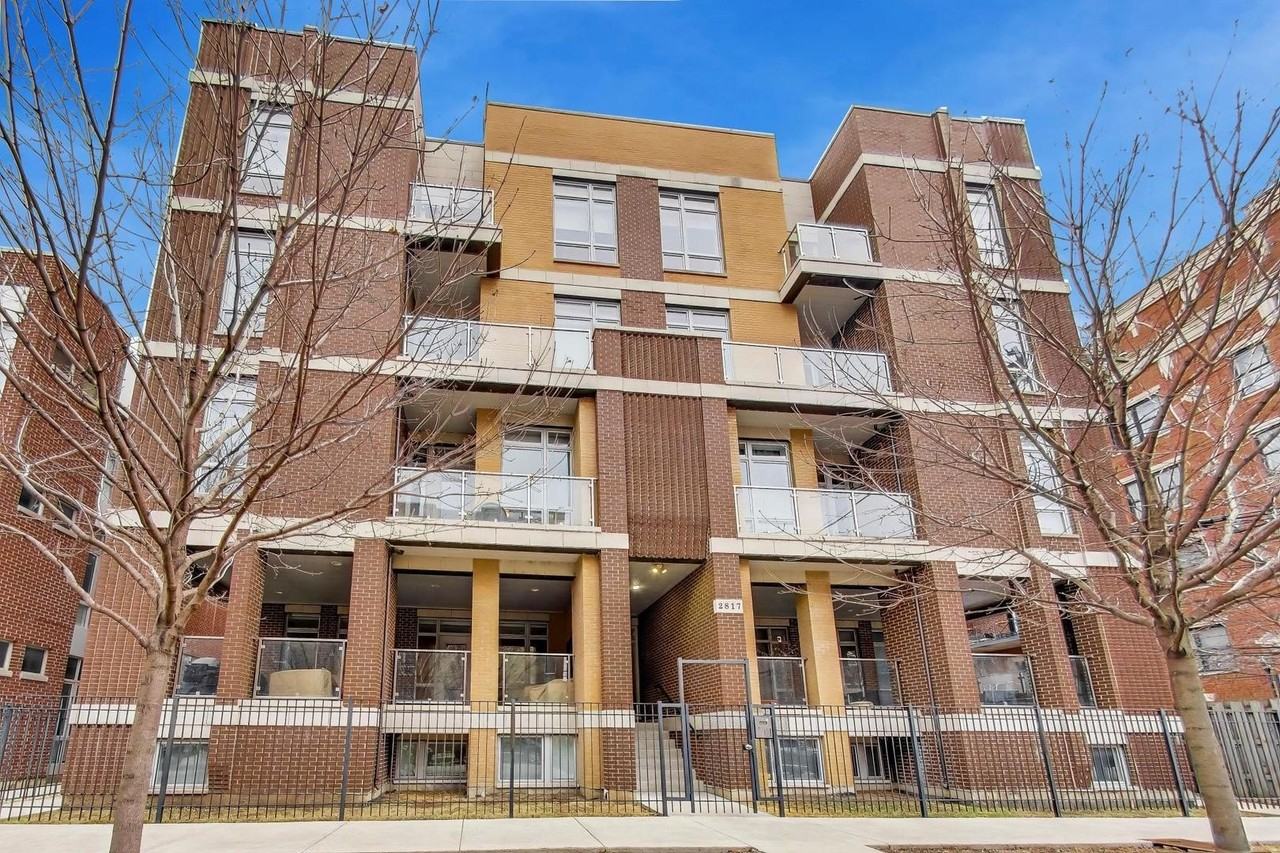 2817 N Oakley Ave, Chicago, IL 60618, USA