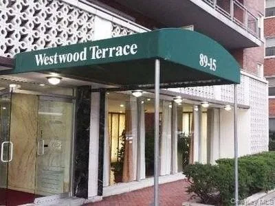 8915 Parsons Blvd, Jamaica, NY 11432, USA