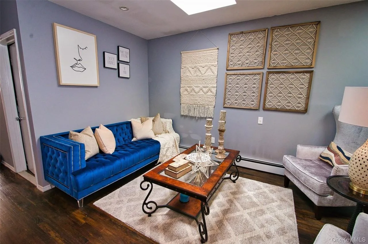 Montauk Ave, Brooklyn, NY 11208, USA