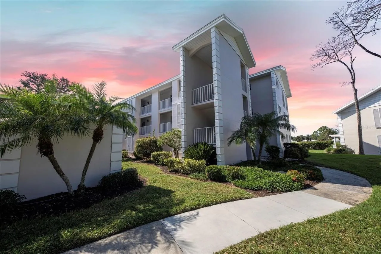 437 Cerromar Ln, Plantation, FL 34293, USA