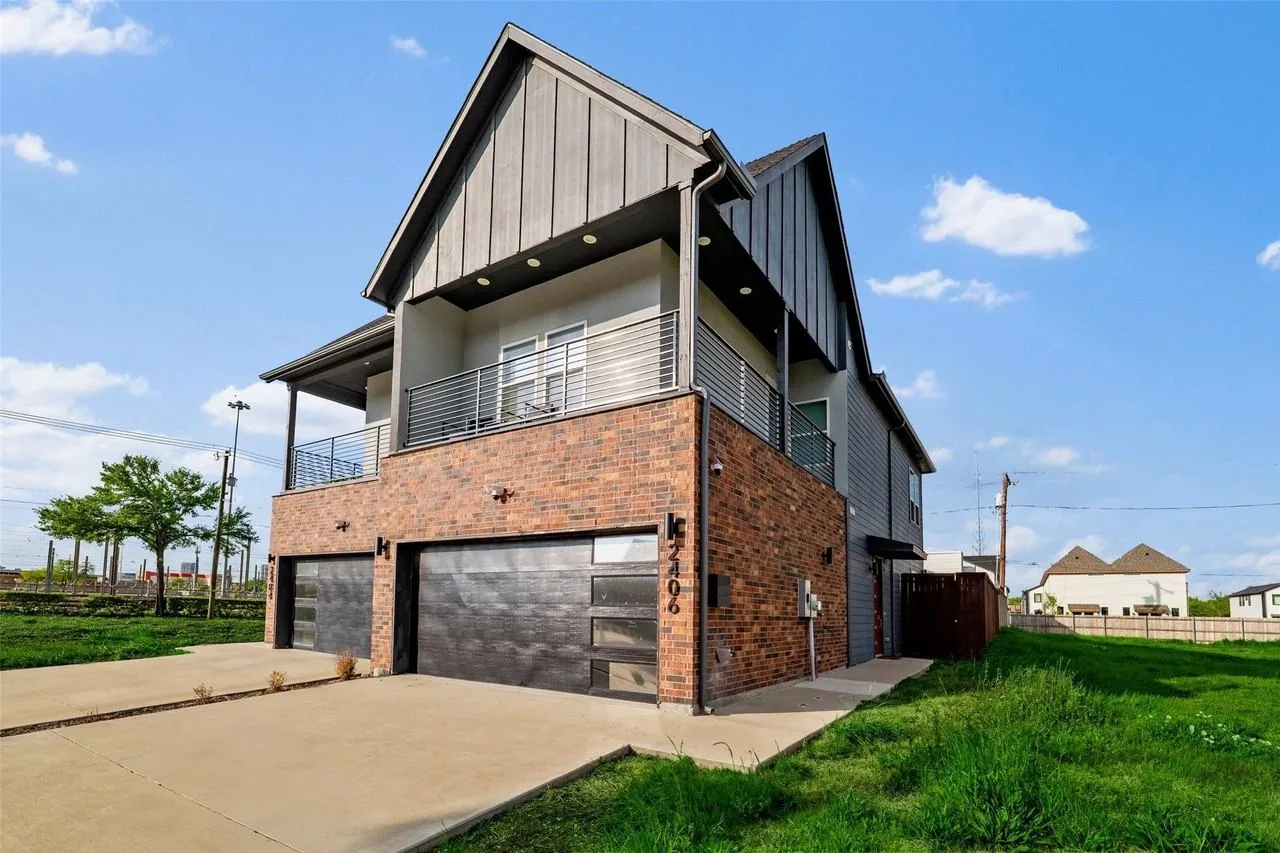 2406 Merlin St, Dallas, TX 75215, USA