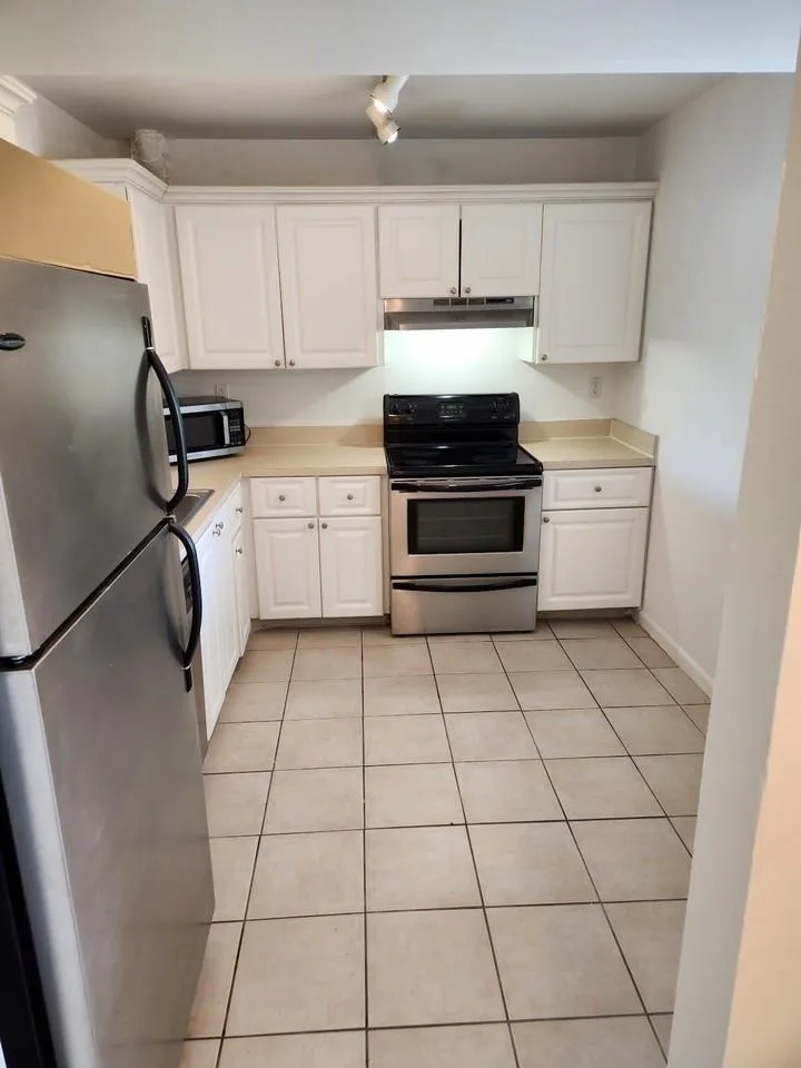 731 N Pine Island Rd, Plantation, FL 33324, USA
