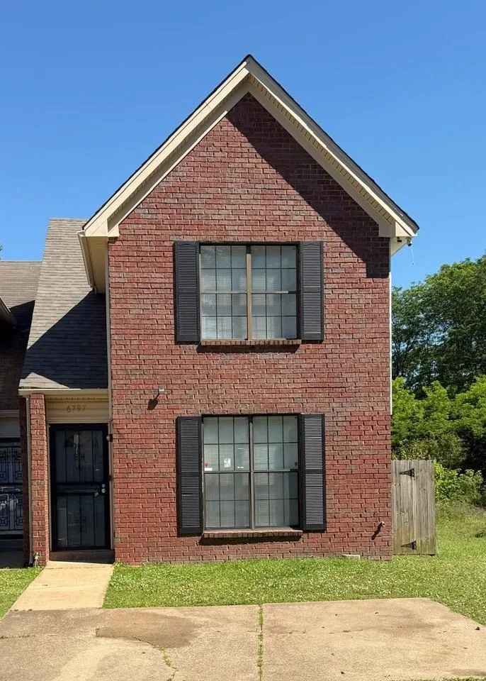 6797 The Willows Cove, Memphis, TN 38119, USA