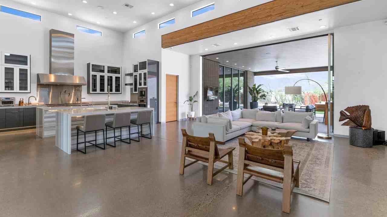 4912 N 45th St, Phoenix, AZ 85018, USA